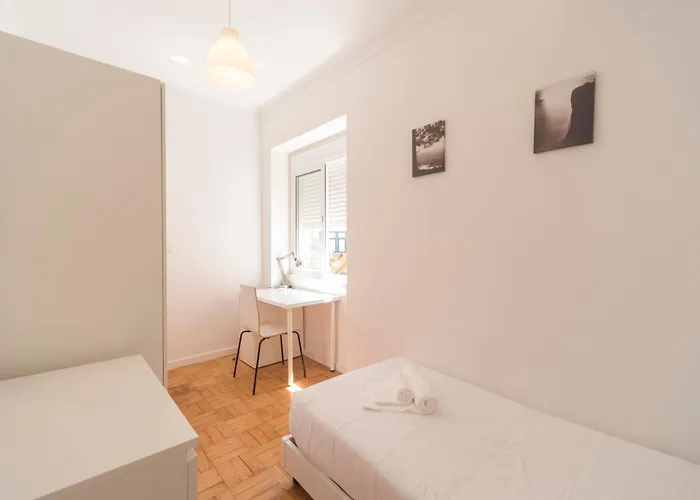 Houze Four Bedroom Near Zoo *